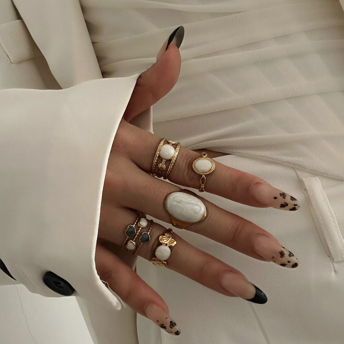 Vintage Luxury 18K Gold Plated Geometric Round Oval Drip Oil Stainless Steel Ring for Women