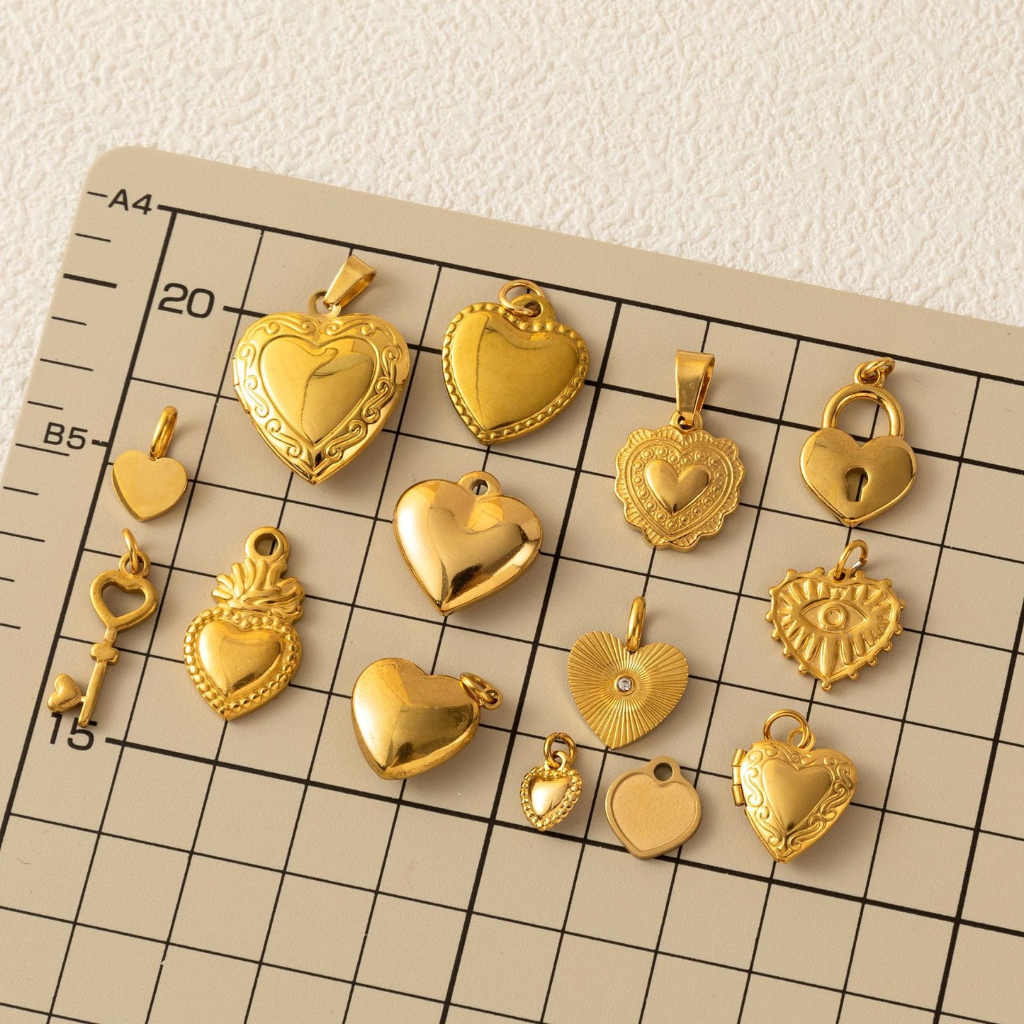 Minimalist 18K Gold Plated Brass Heart Round Square Geometric Pendant Necklace for Unisex