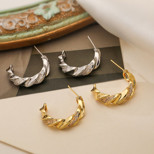 Pendientes Geométricos Minimalistas en Forma de C para Mujer de Latón con Baño de Oro Real y Circonitas Microengastadas