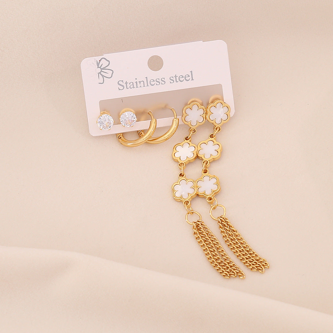 Fashionable OL Style Heart-Shaped Titanium Steel Earrings Set with Electroplated Finish and Floral Six-Petal Flower Design for Women