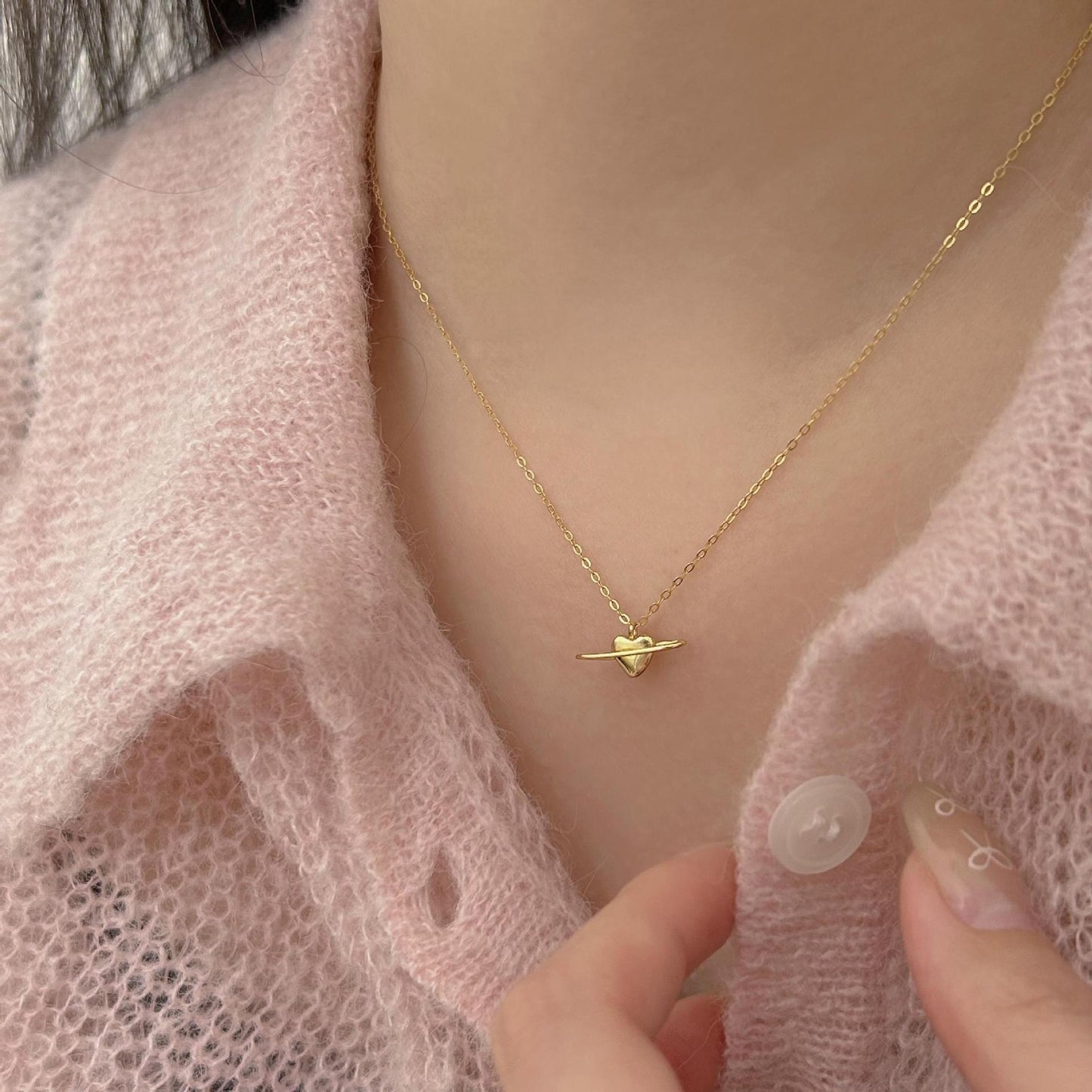 Minimalist Heart-Shaped 925 Sterling Silver Necklace with Gold Plating and Tulip Motif on Snake Chain