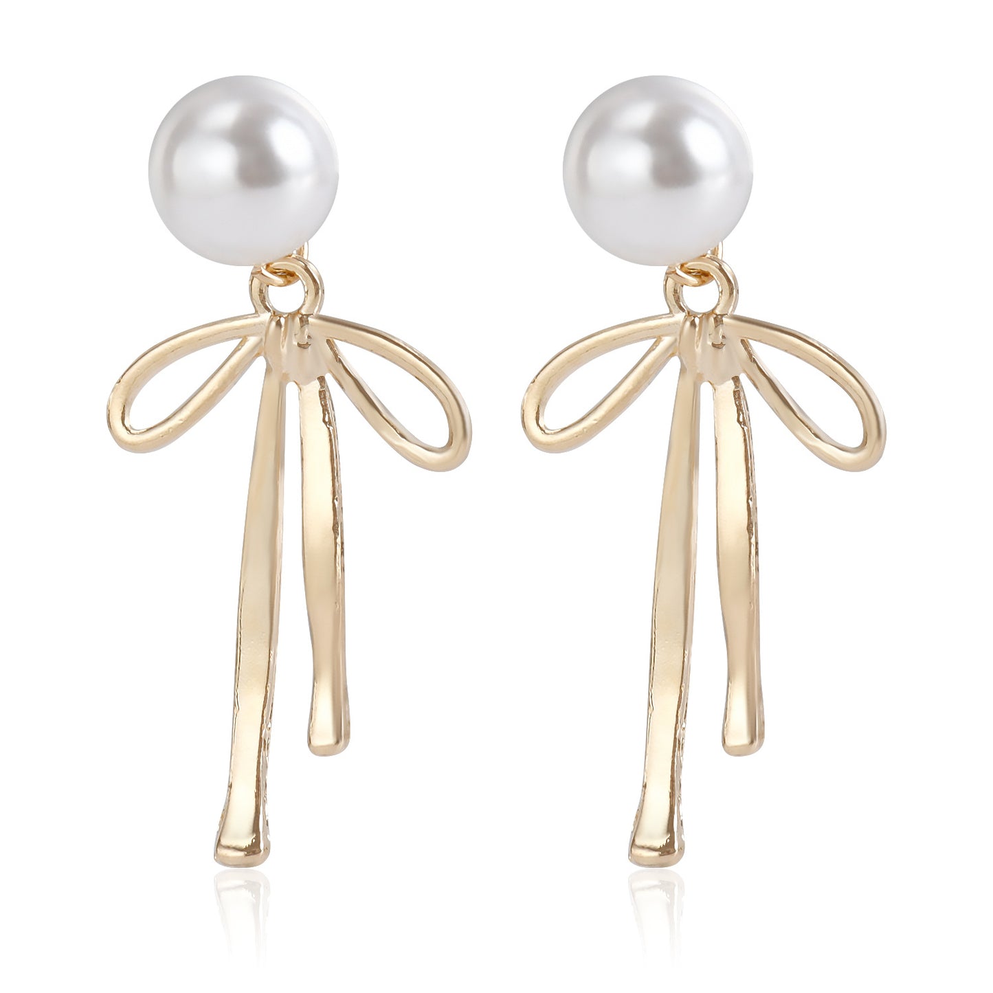 Vintage French Style Bow-Shaped Alloy Stud Earrings with Plated Finish for Women
