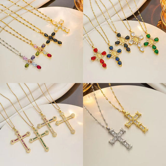 Collar con colgante de cruz minimalista en acero de titanio con acabado chapado para mujer