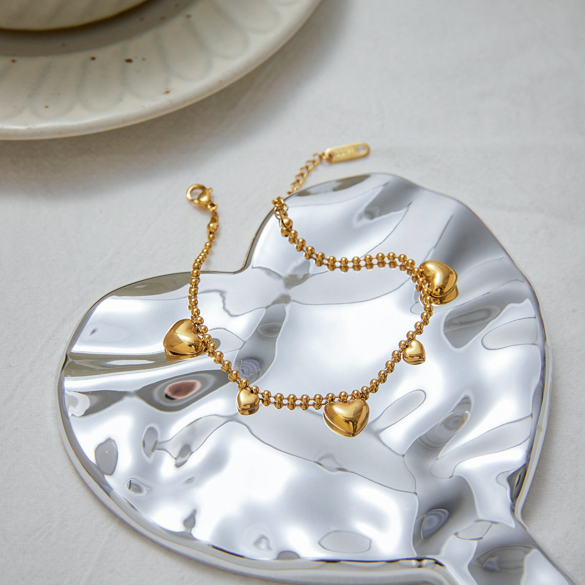 Elegant 18K Gold Plated Heart Stainless Steel Bracelet for Women