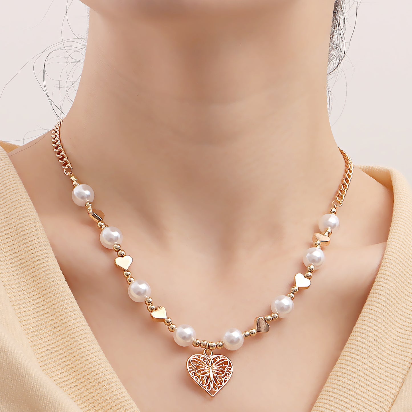 Vintage Geometric Heart Alloy Pendant Necklace with Gold Plating for Women