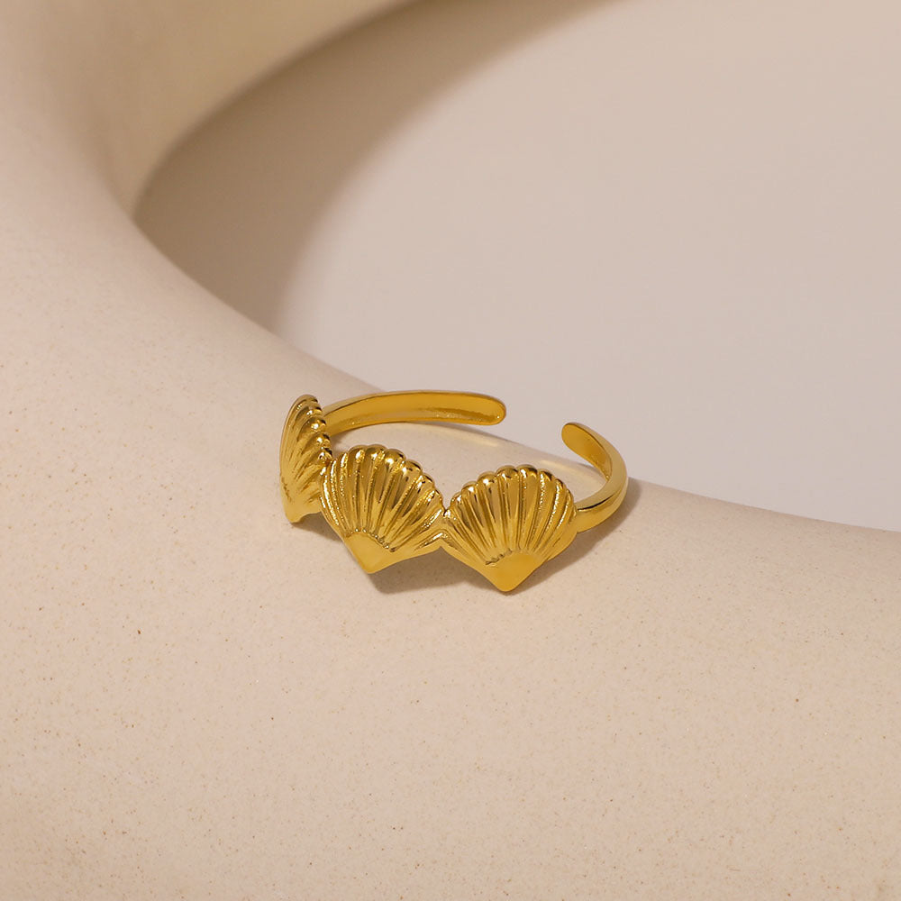 Minimalist Shell-Shaped Stainless Steel Ring with 18K Gold Plating for Women and Men