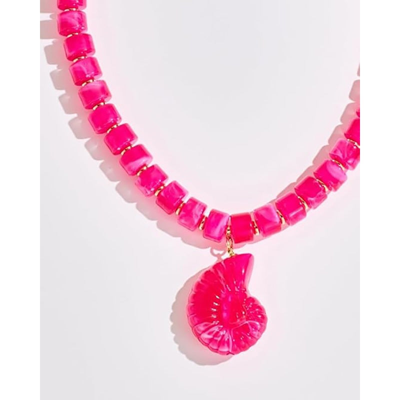 Casual Geometric Shell Pendant Resin Beaded Necklace for Women