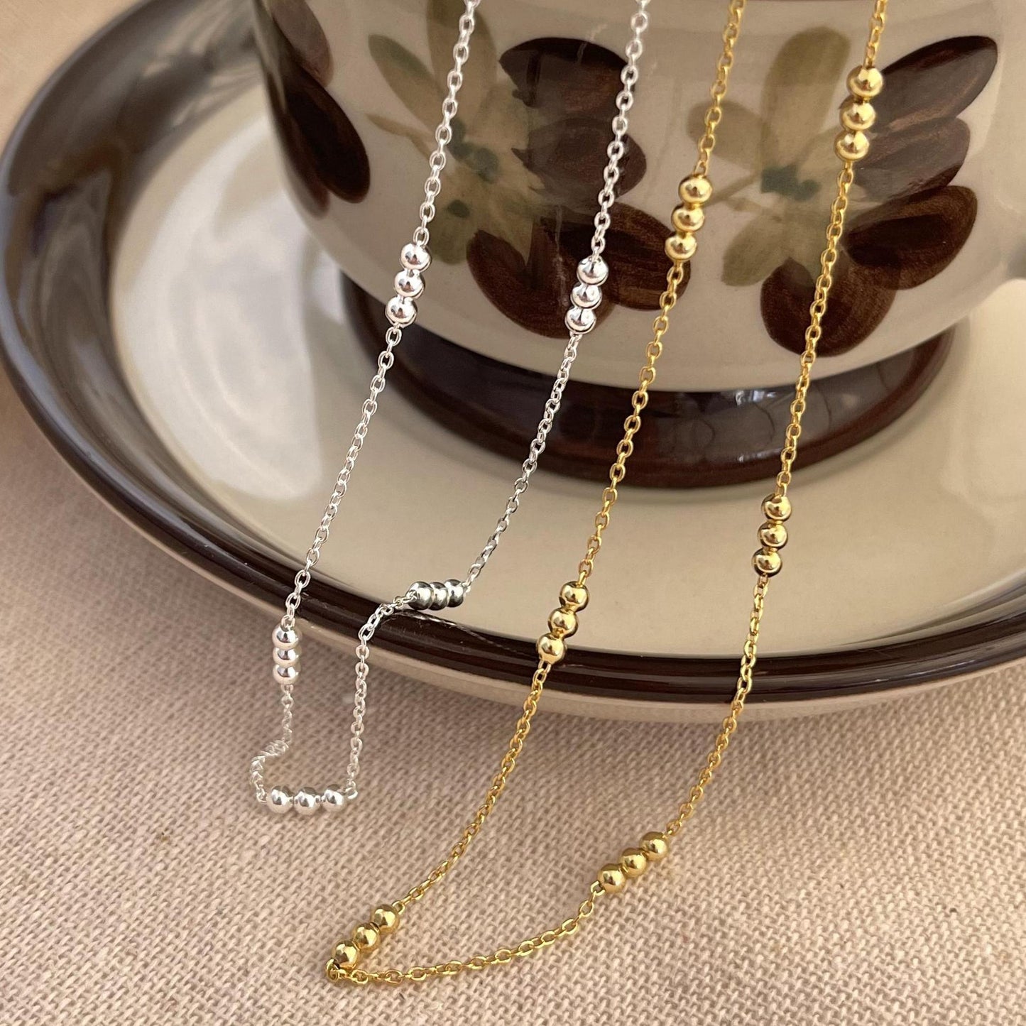 Minimalist Round Bead Necklace in 925 Sterling Silver with Geometric Accent
