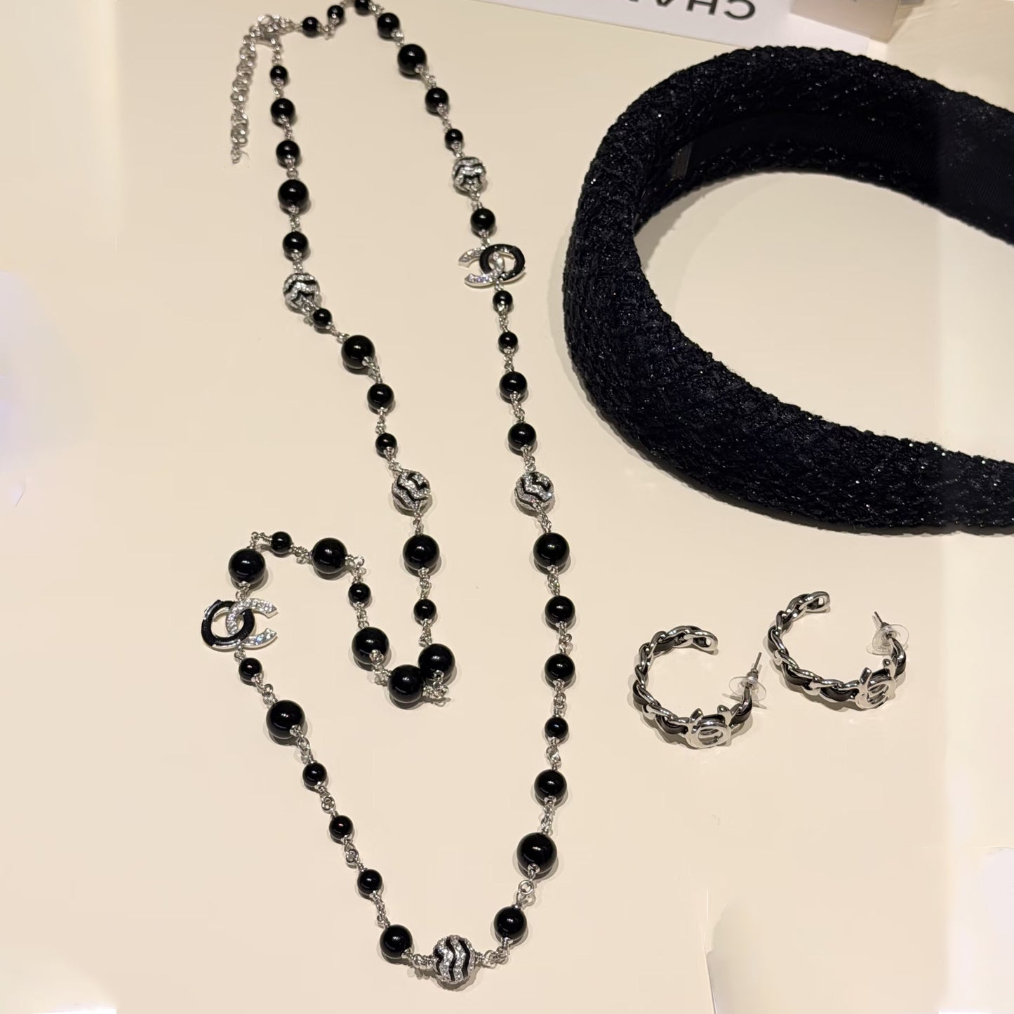 Elegant Sweet Black Enamel Double C Letter Pearl Necklace for Women