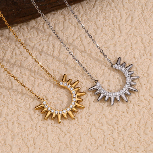 Collana con Pendente da Donna a Forma di Copricapo Indiano alla Moda in Acciaio Inox con Placcatura in Oro 18K, Design Geometrico
