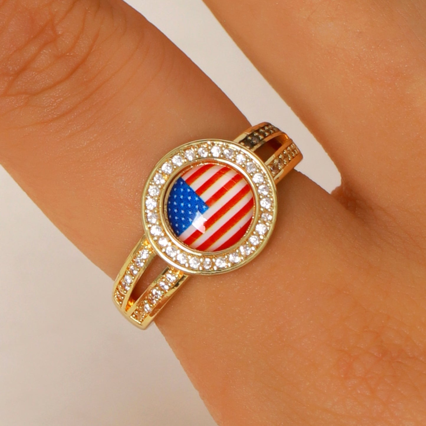 Anillo Bohemio Geométrico de Latón con Zirconia Cúbica Bañado para Mujer
