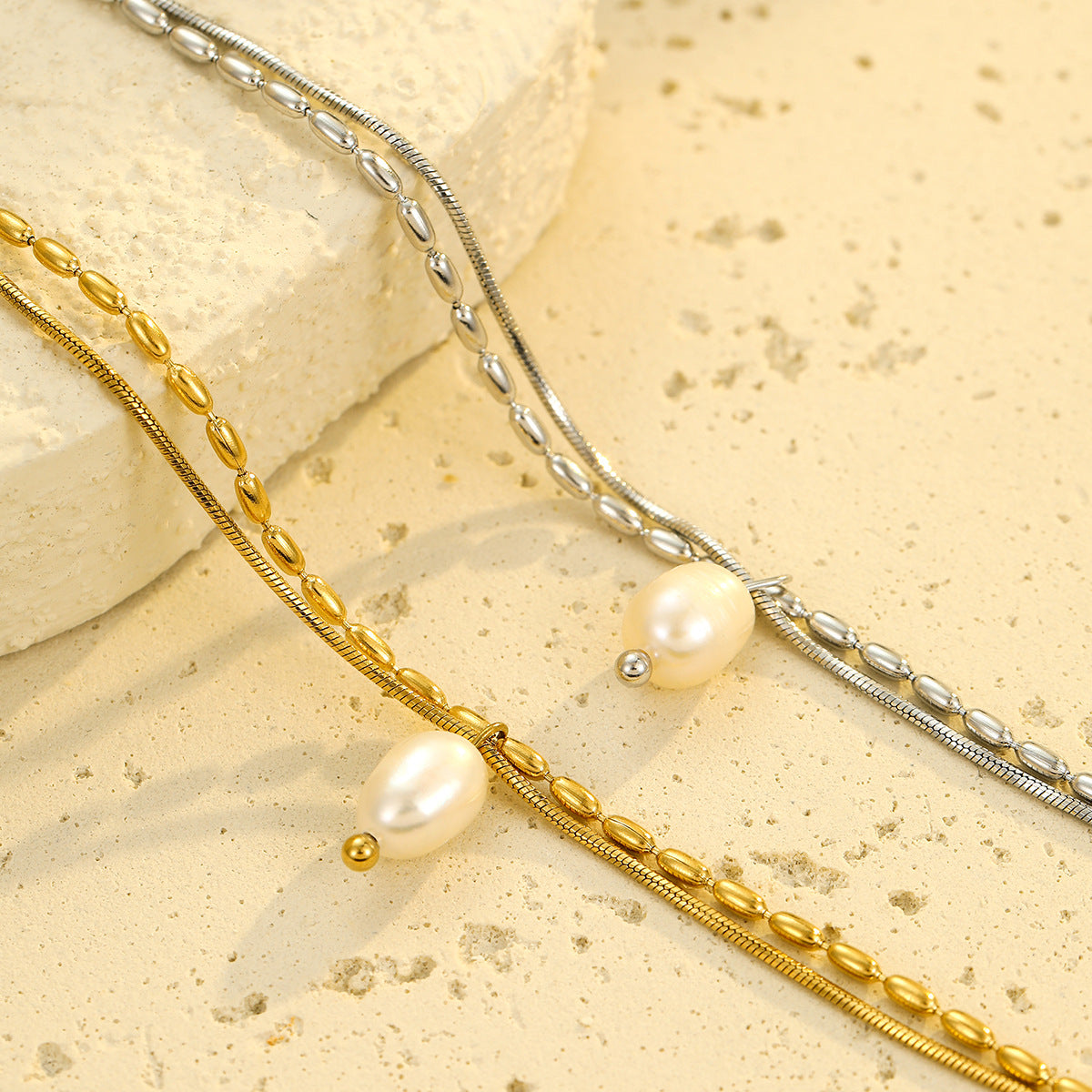 Fashionable Minimalist Double-Layer Stainless Steel Bracelet with Natural Freshwater Pearls for Women