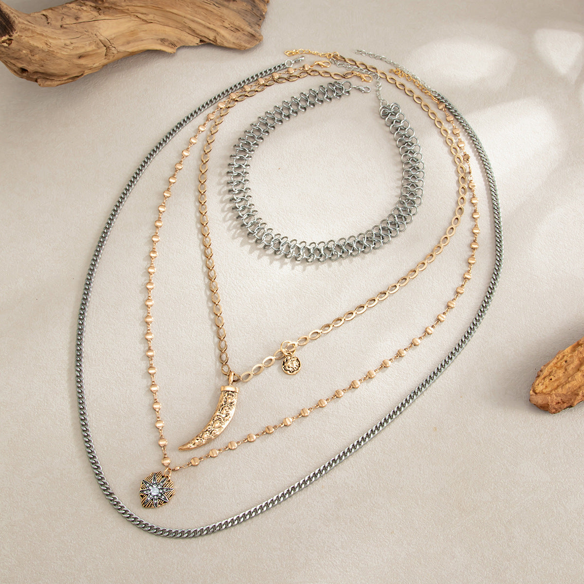 Vintage Punk Star Moon Zinc Alloy Plated Necklace for Women