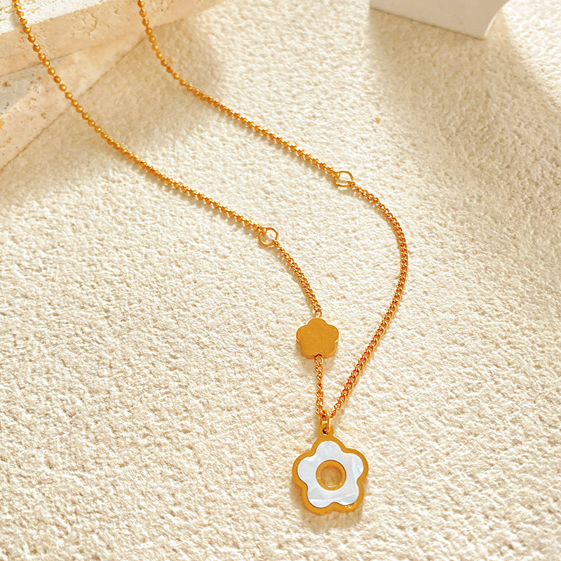 Minimalist Luxury Micro-inlay Shell Flower Asymmetric Titanium Steel Necklace