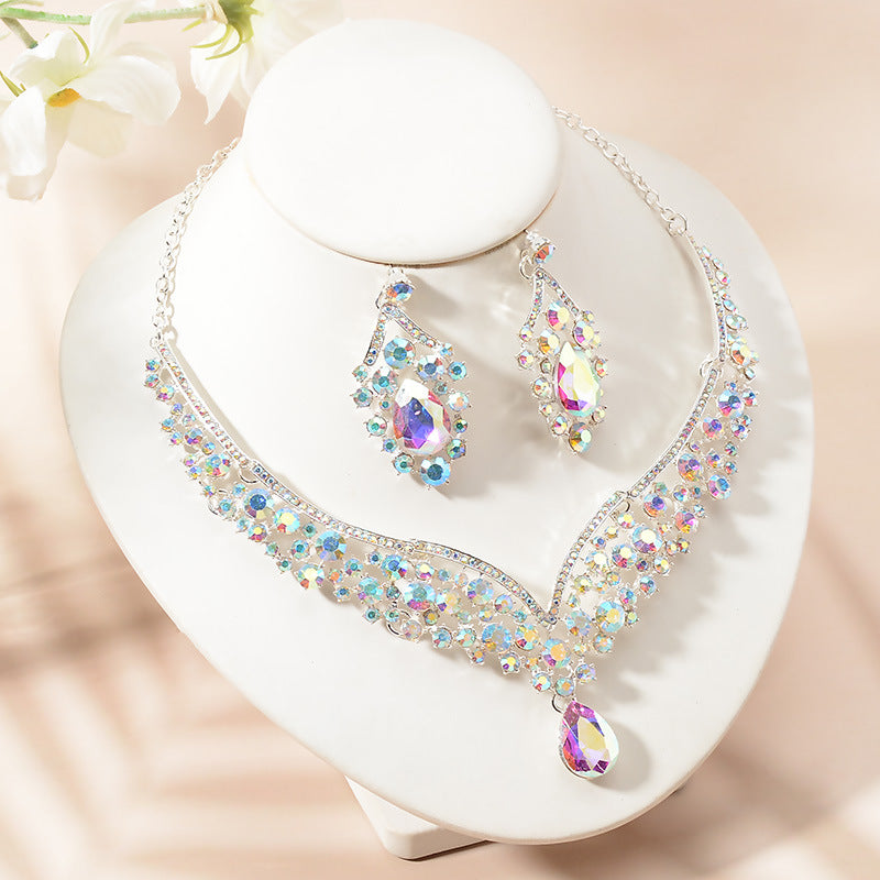 Luxury Elegant Rhinestone Plated Heart Teardrop Round Oval Pendant Necklace and Earrings Set for Women