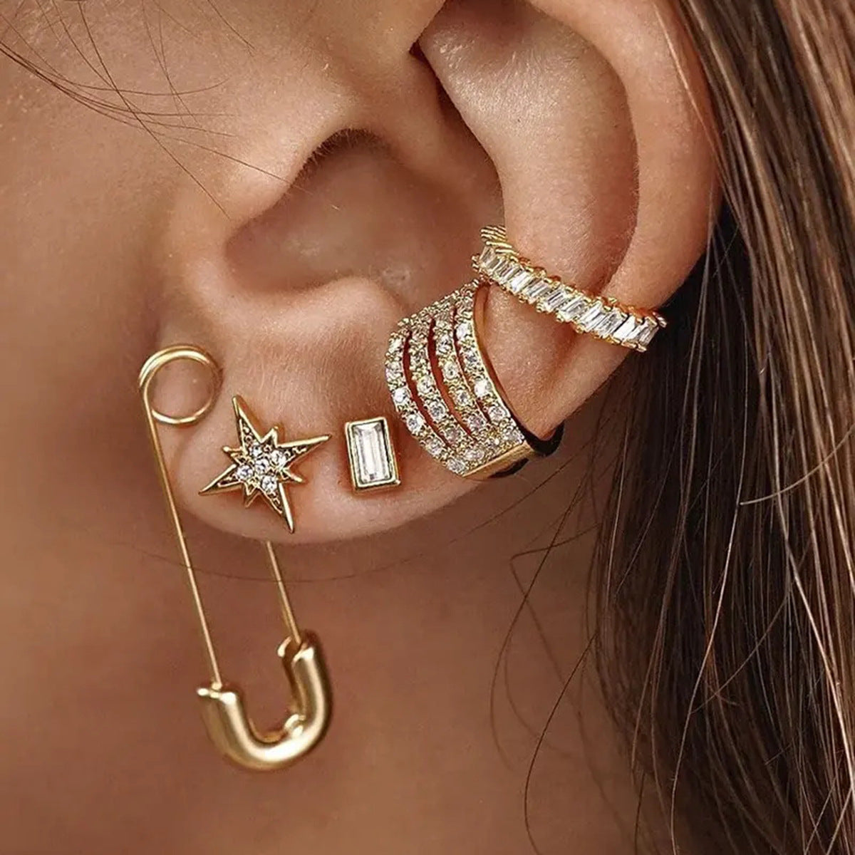 Orecchini a clip da donna geometrici in acciaio inossidabile a quattro lati con zirconia, finitura placcata, lussuosi e minimalisti