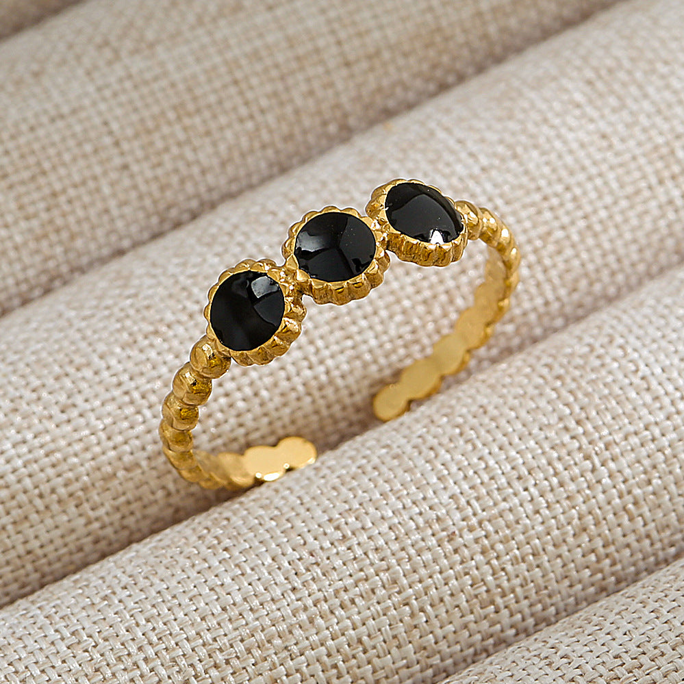 Anillo de acero de titanio con forma de U, estilo punk, chapado en oro de 18 quilates y detalles de microincrustaciones de piedra de lava ovalada