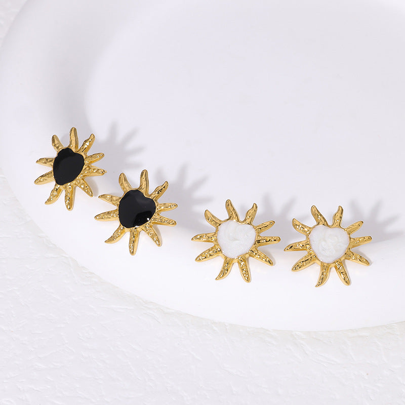Elegant Sunflower-Shaped 18K Gold-Plated Titanium Steel Stud Earrings for Women