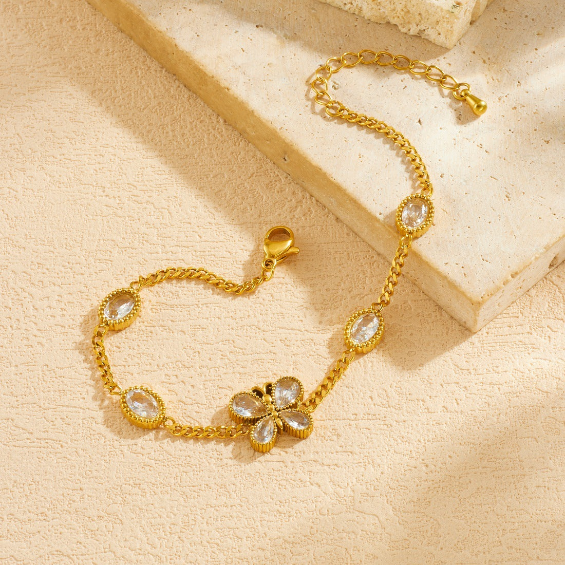 Minimalist Sweet Gold Plated Rhinestone Oval Butterfly Stainless Steel Bracelet