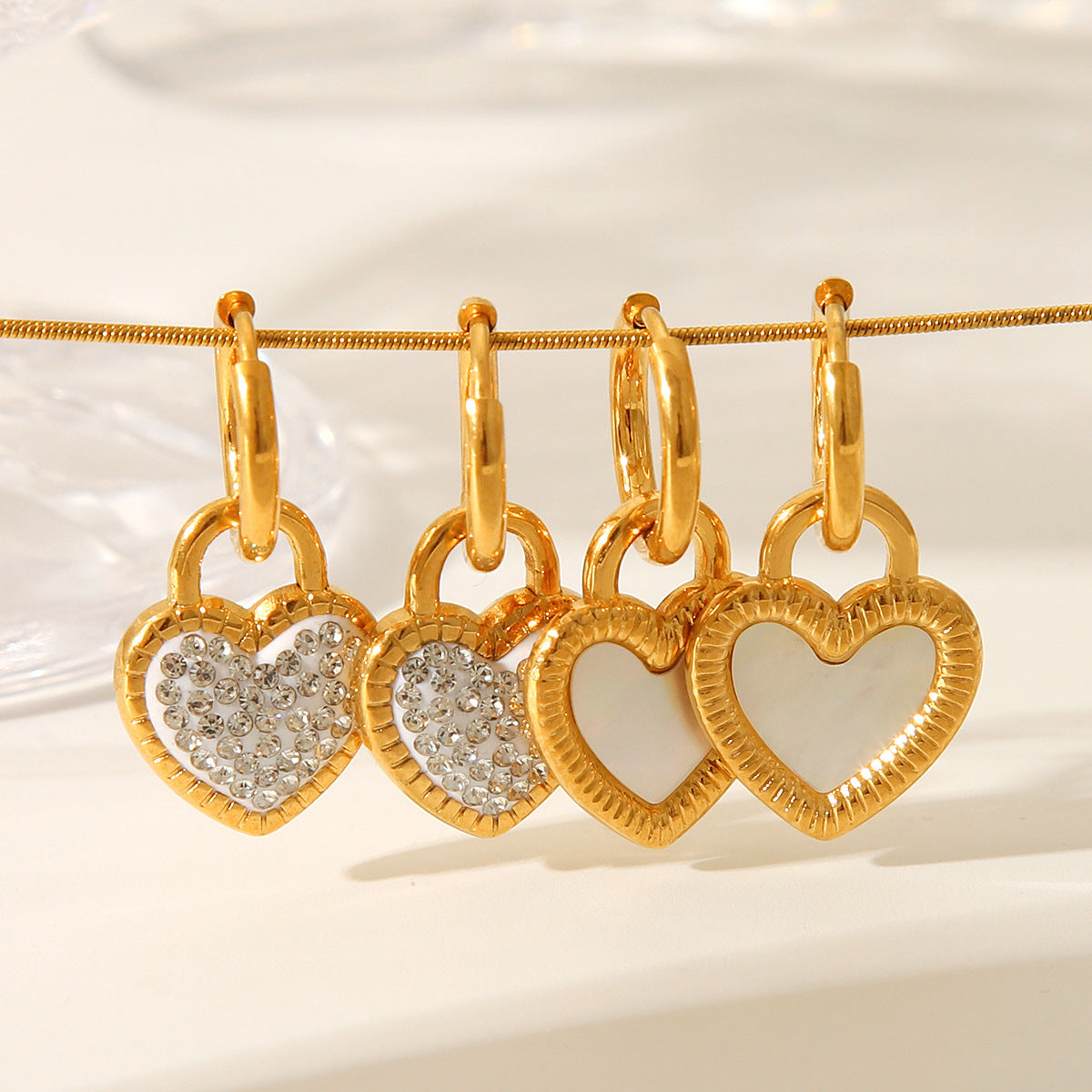Fashion 18K Gold Plated Stainless Steel Heart Pendant Earrings with White Shell and Rhinestone for Women