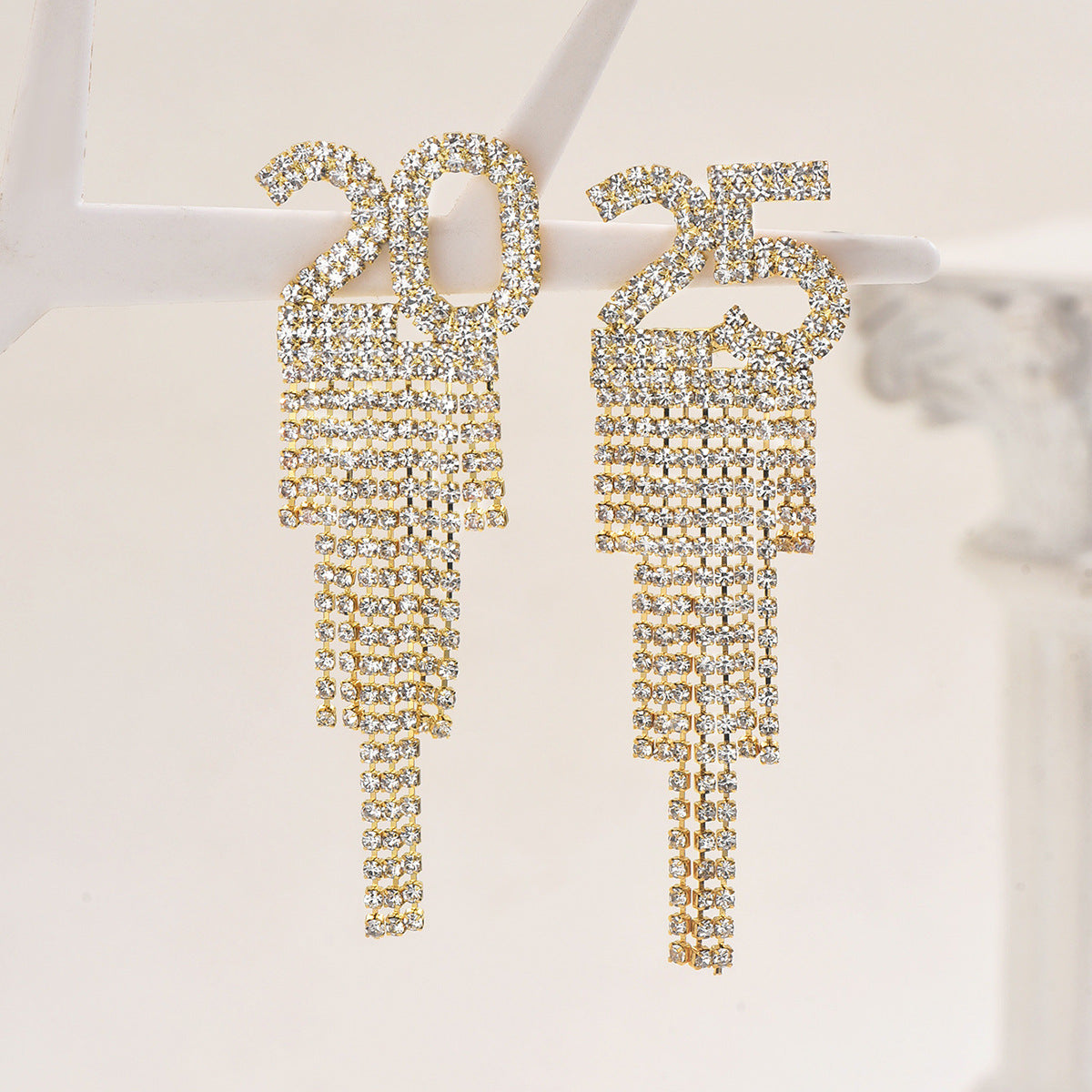 Pendientes de Cobre de Letras y Números Minimalistas de Moda con Incrustaciones de Diamantes de Imitación para Mujer