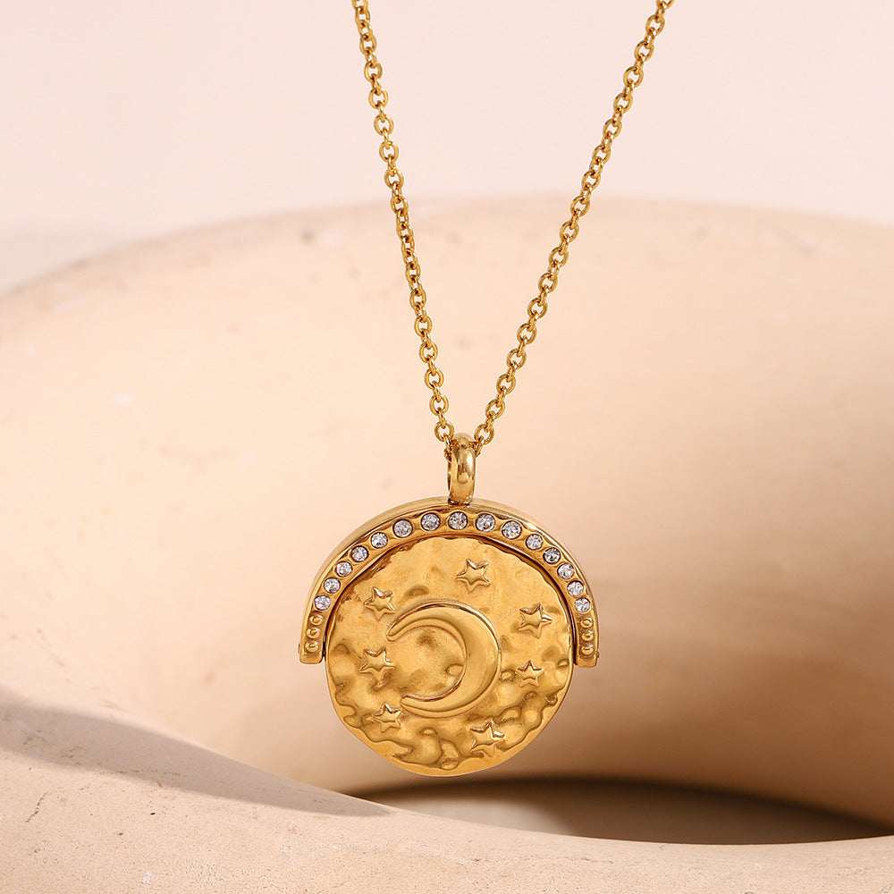 Collana Pendente Minimalista Geometrica Luna Stella Sole in Acciaio Inossidabile con Placcatura in Oro 18K da Donna