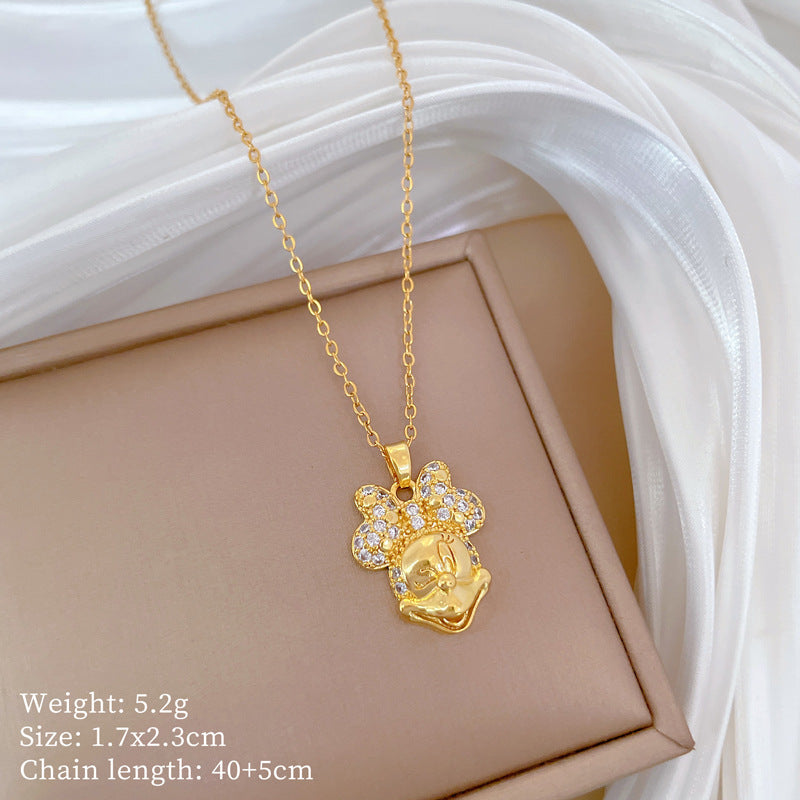 Collana con ciondolo a farfalla in strass di lusso da donna, catena in acciaio al titanio, gioielli delicati per clavicola, design geometrico elegante