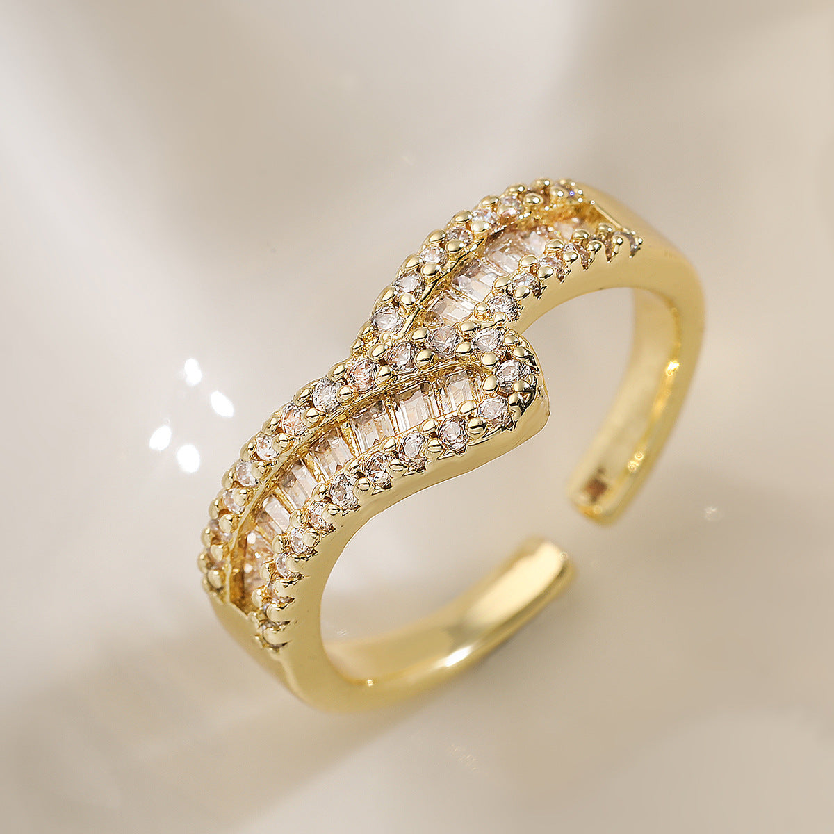 Minimalist Geometric Open Ring in Copper with 18K Gold Plating and Zircon Inlay for Women