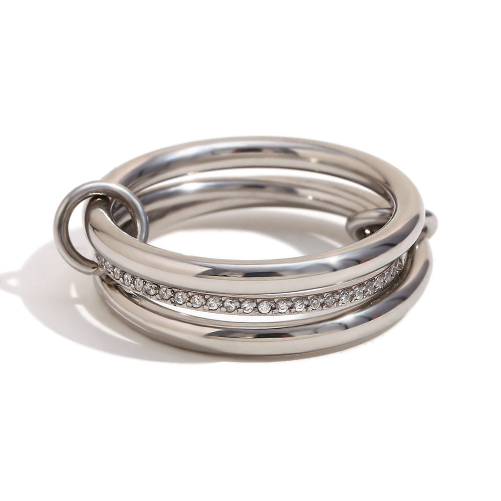 Anello in acciaio inossidabile geometrico creativo con placcatura in oro 18 carati e strass centrale da donna