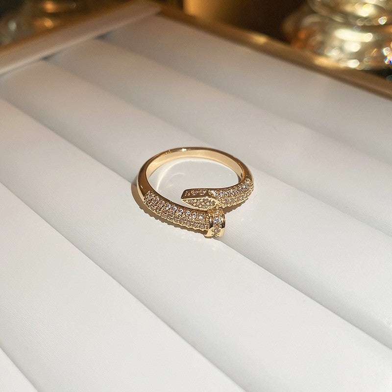 Anello elegante e geometrico ispirato alle perle con intarsio in zircone da donna, anello minimalista alla moda da dito indice, gioielli di lusso per le mani