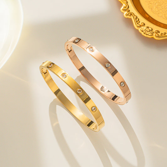 Luxury Minimalist Titanium Steel Gold-Tone Open Bangle Bracelet for Women