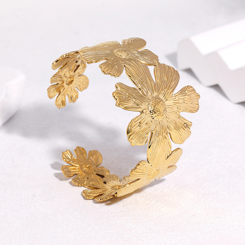 Elegant Gold Plated Floral Stainless Steel Bracelet for Women