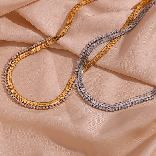 Minimalist Geometric Titanium Steel Plated Gold Fishbone Texture Inlaid Zircon Necklace for Women