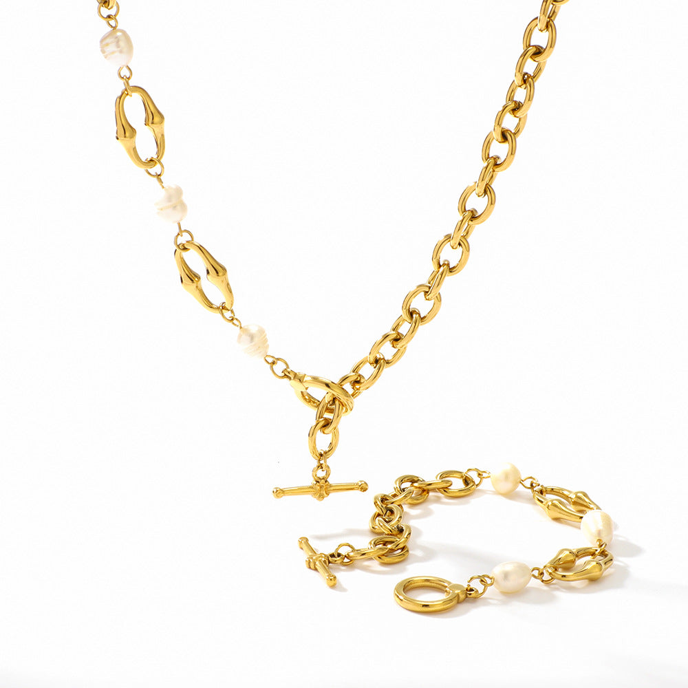 Ins Style Asymmetrical Geometric Pendant Necklace and Bracelet Set in Stainless Steel with Natural Pearl Accents and 18K Vacuum Plated Finish