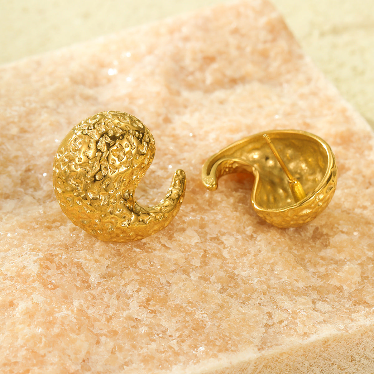 Pendientes de Acero Inoxidable Minimalistas con Forma de Gota de Agua, Chapado en Oro de 18K, Diseño Calado Texturizado, Hipoalergénicos, para Mujer