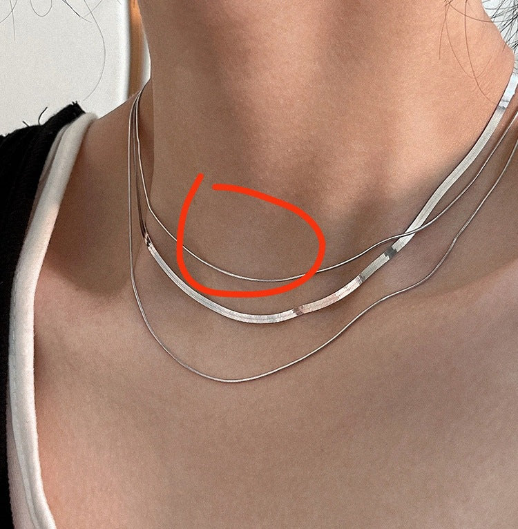 Collar Minimalista de Acero de Titanio en Forma de U para Mujer con Diseño de Cadena de Serpiente, Cadena de Clavícula en Capas Hipoalergénica