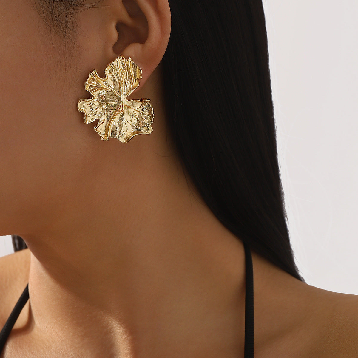 Pendientes de Aleación Florales estilo Ins para Mujer con Diseño de Pétalos Geométricos y Acabado Chapado