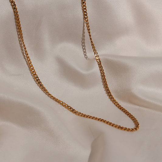Collana da donna alla moda vintage a clavicola con ciondolo geometrico in acciaio inossidabile e catena cubana placcata oro 18 carati