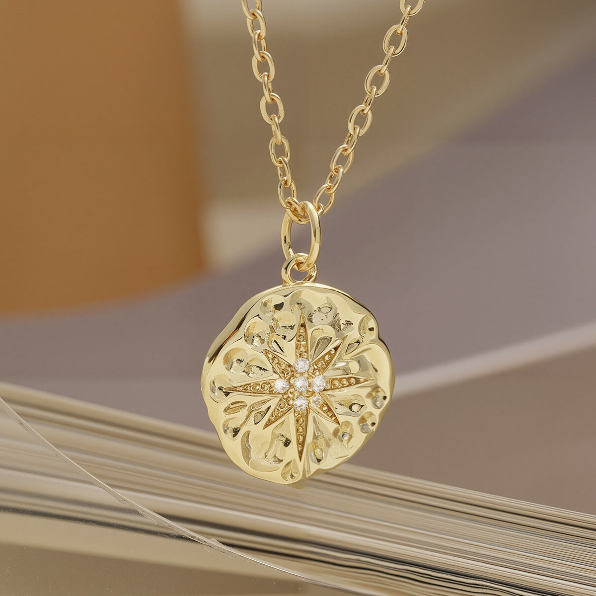 Minimalist Retro Geometric Pendant Necklace for Women in Copper with 18K Gold Plating and Zircon Inlay