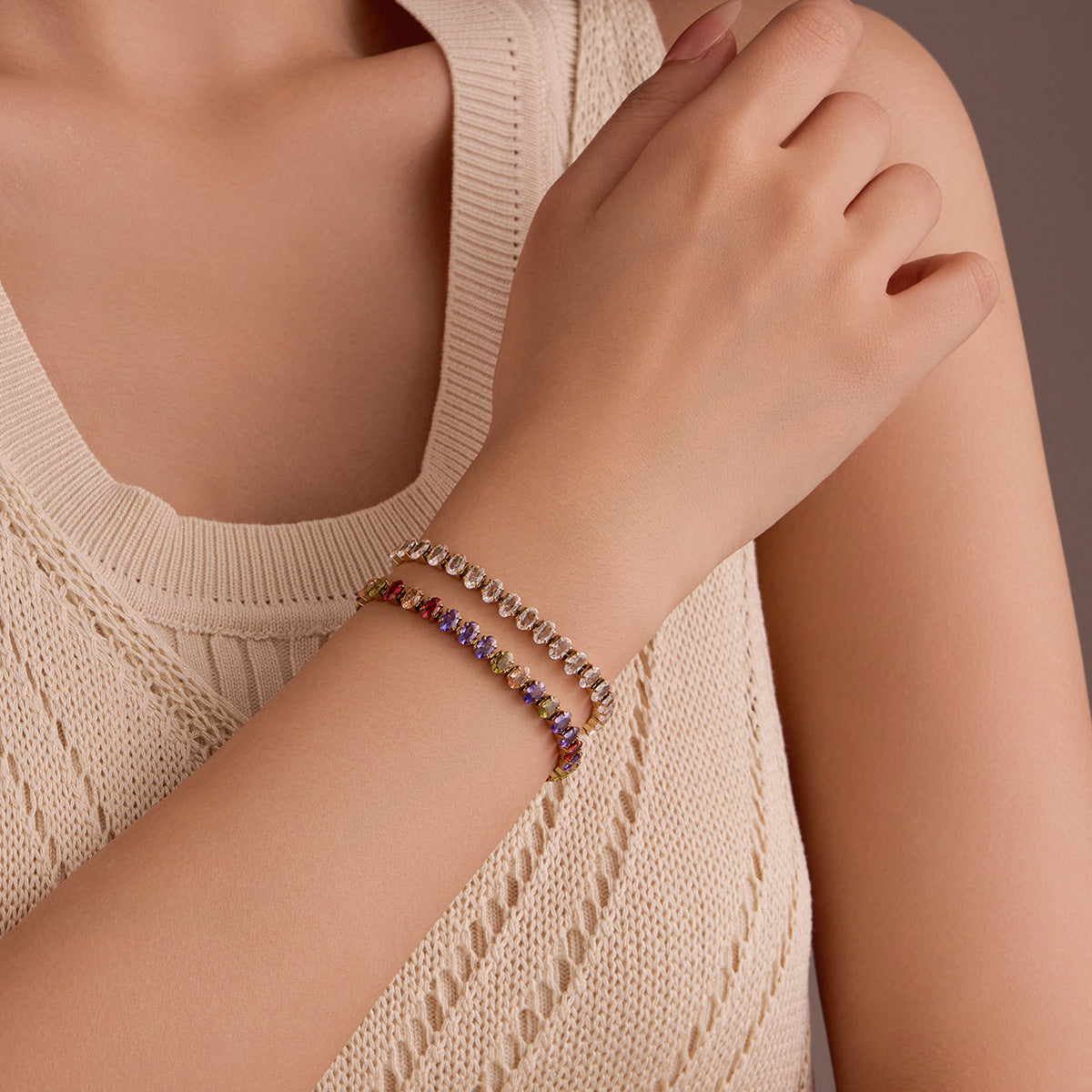 Pulsera geométrica ovalada de circonitas de acero inoxidable bañada en oro de 18 quilates a la moda para mujer