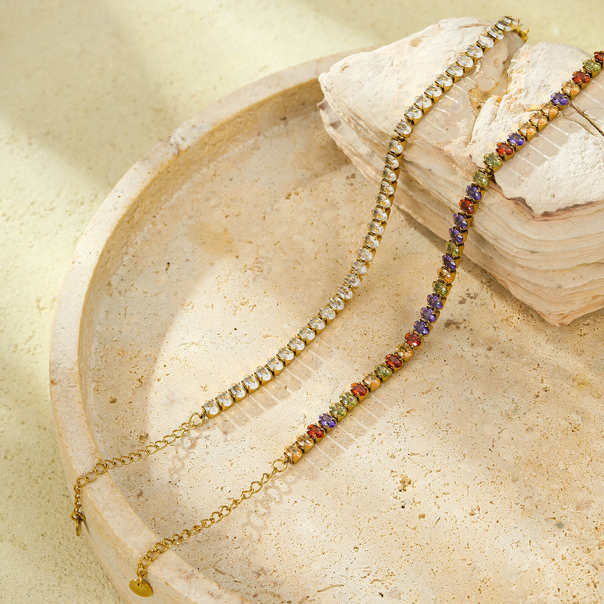 Pulsera geométrica ovalada de circonitas de acero inoxidable bañada en oro de 18 quilates a la moda para mujer