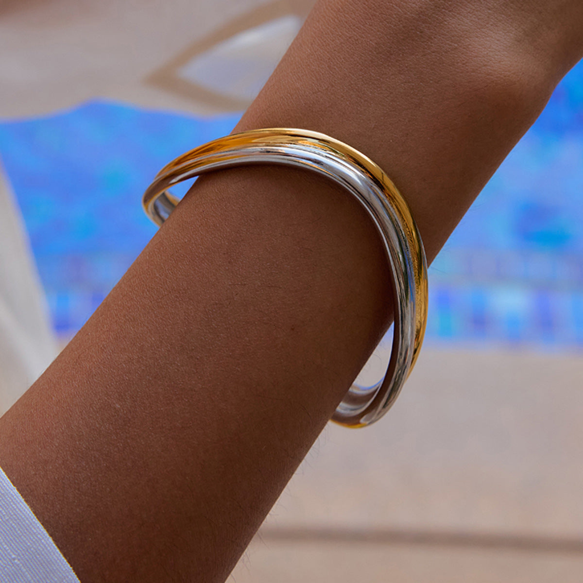 Bracciale da donna in acciaio inossidabile placcato oro 18 carati con motivo geometrico rotondo alla moda