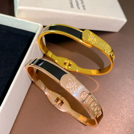 Fashion Titanium Steel Plated Bee Open Spring Cuff Bracelet