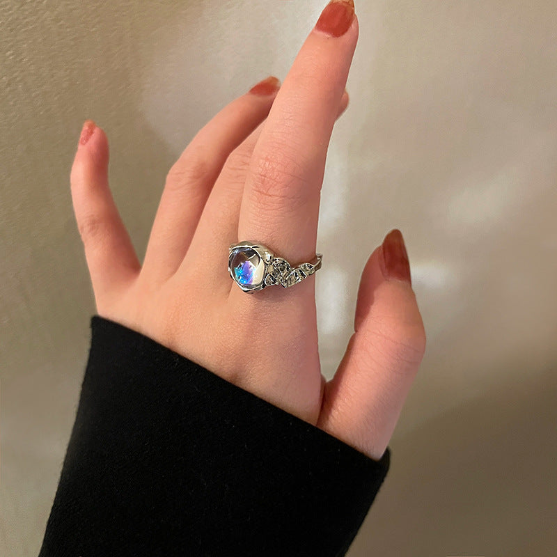 Anello Aperto Regolabile con Accento di Cristallo di Pietra di Luna in Acciaio al Titanio Placcato per Donna
