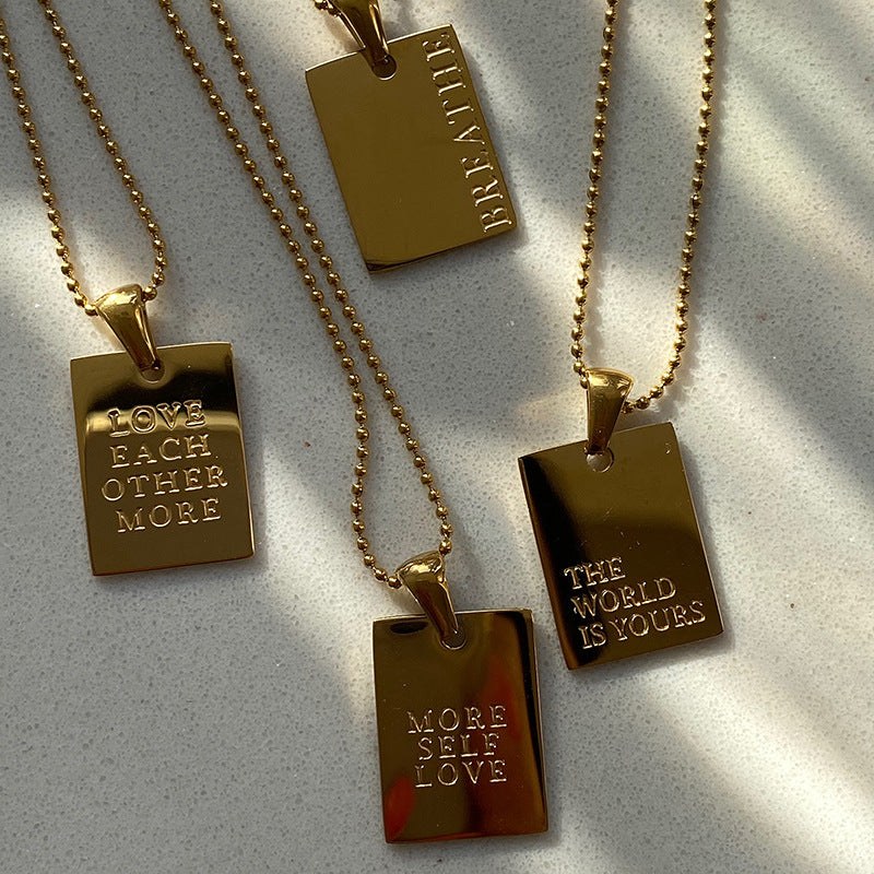 Collana con Pendente Quadrato Minimalista in Acciaio Inossidabile Placcato Oro 18K
