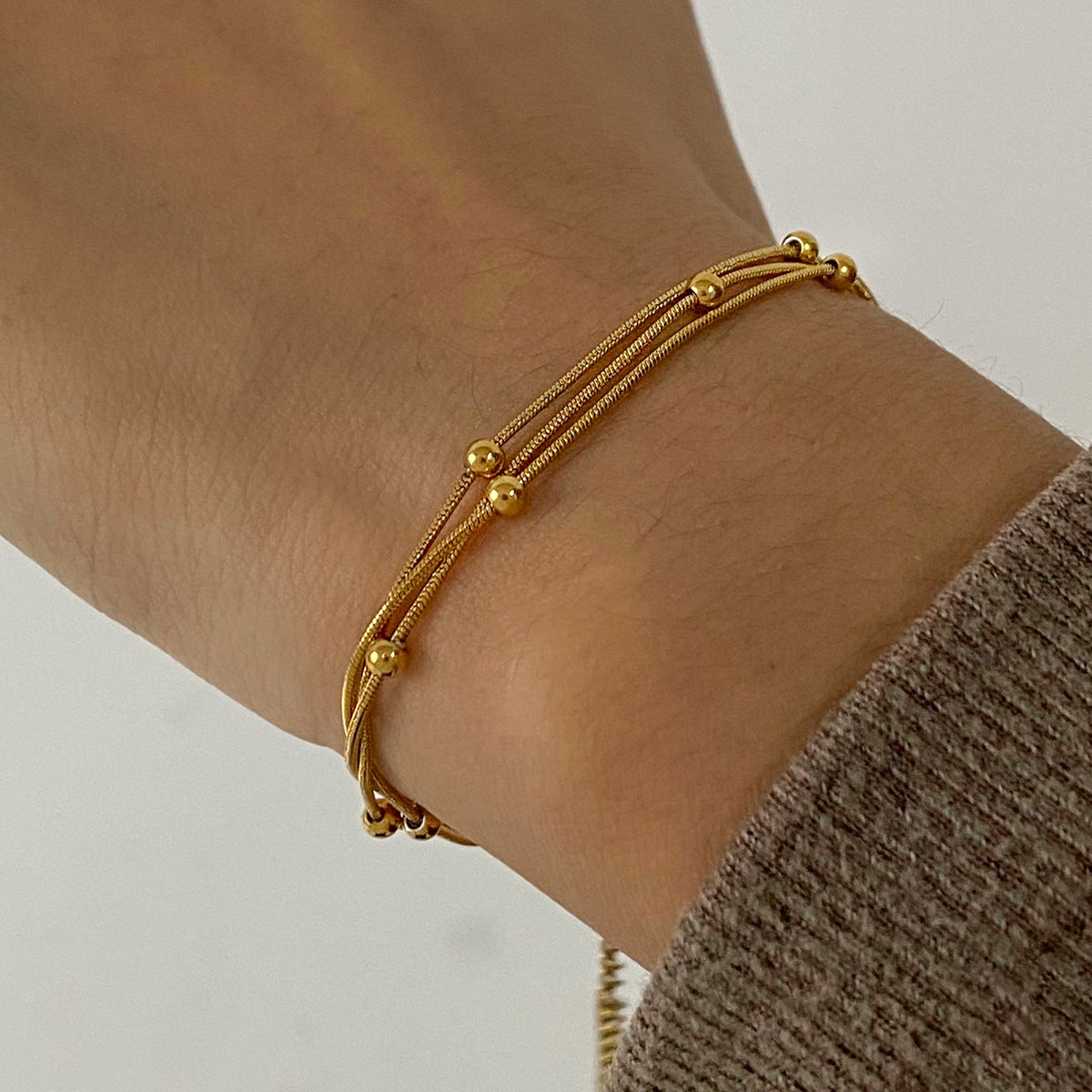 Collana geometrica multistrato di perline alla moda in acciaio al titanio placcato 18K per donna
