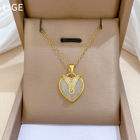 Sweet Luxury Heart Cat's Eye Rhinestone Pendant Titanium Steel Necklace for Unisex