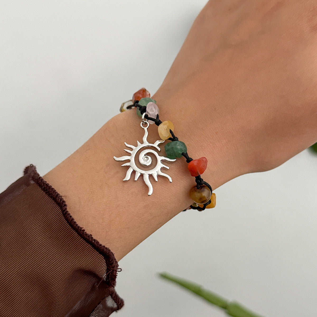 Rustic Floral Star-Shaped Alloy Bracelet for Women with Adjustable Drawstring and Beaded Design