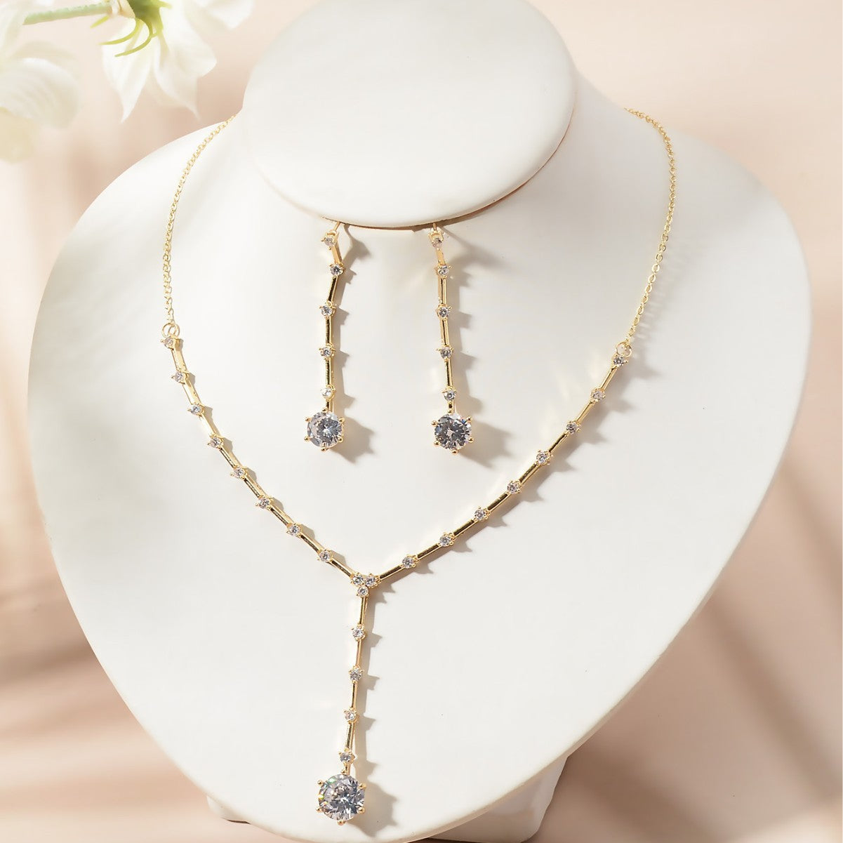 Collana Pendente Minimalista Elegante Rotonda Stella Luna Geometrica Zircone Cubico Intarsiato Strass per Donna Set di Gioielli per Feste di Matrimonio