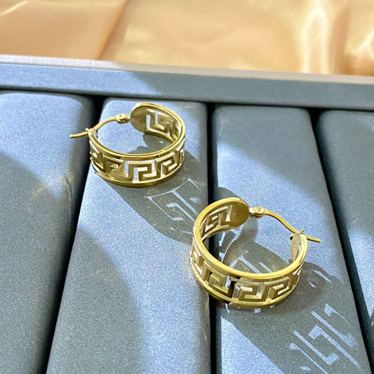 Minimalist Vintage Luxury Geometric U-Shaped Hollow Stainless Steel Earrings for Women